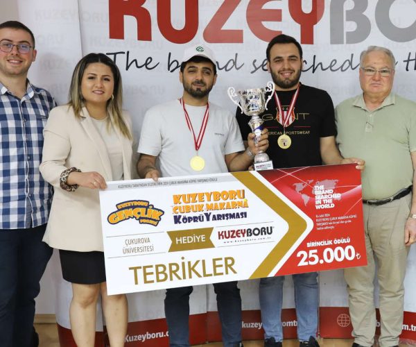 Impactul social 5 cubuk makarna (3)